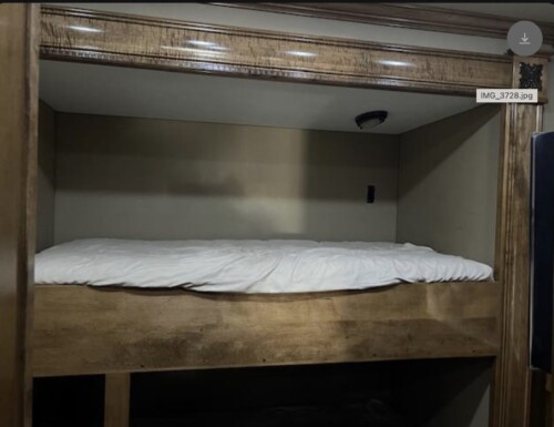 2013 Renegade 5 Slide rear Bunk Bed Model 3600MX, 600HP Cummins, 66K Miles - Image 27
